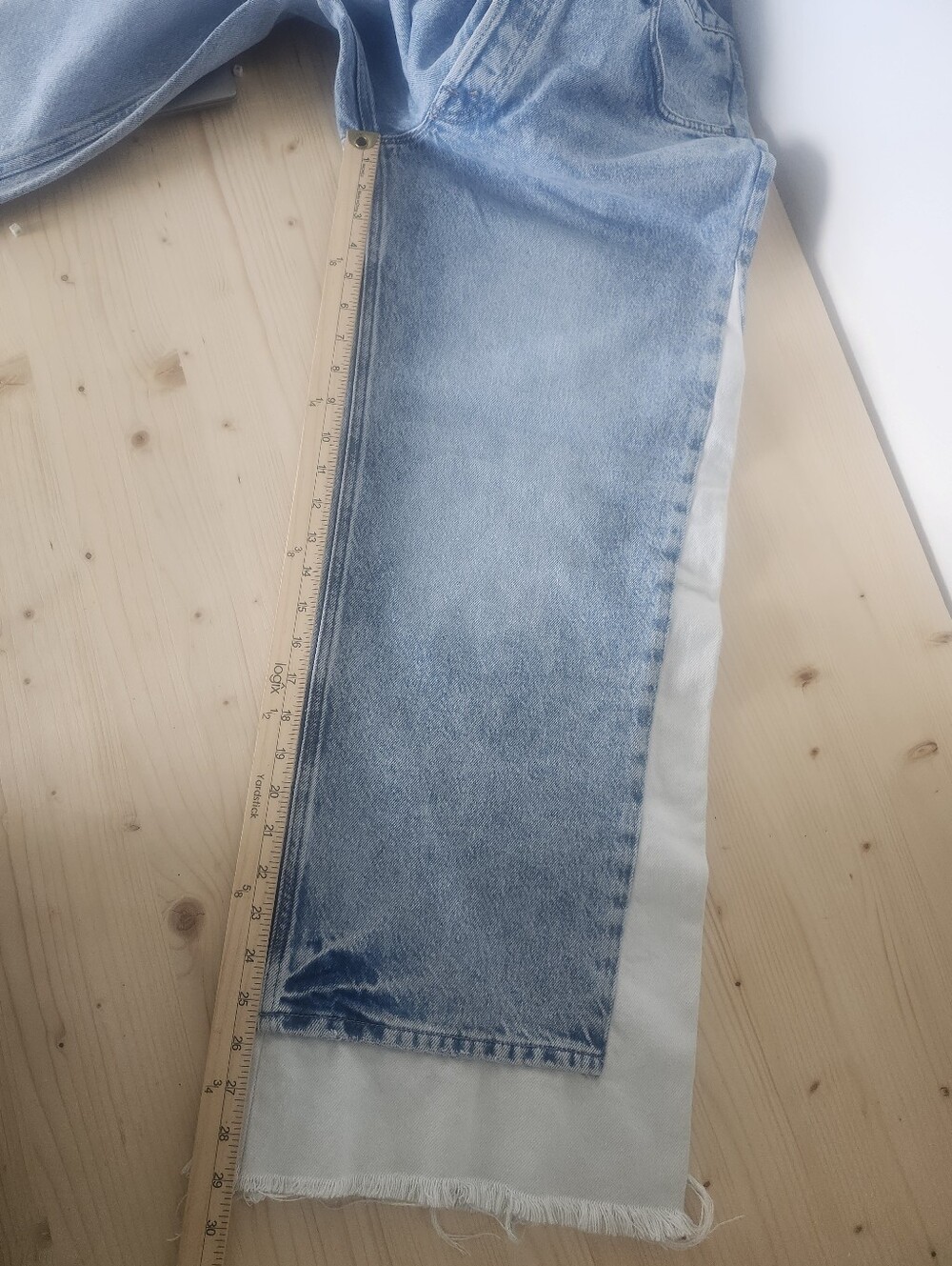 MOTHER Snaks Mid Rise Wide Leg Jeans in Blue And White Waist 30 - Picture 7 of 9